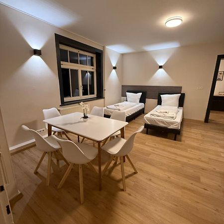 Crown Living Villa Blumenau Studios, Smarttv, Parkplatz Lustenau Esterno foto