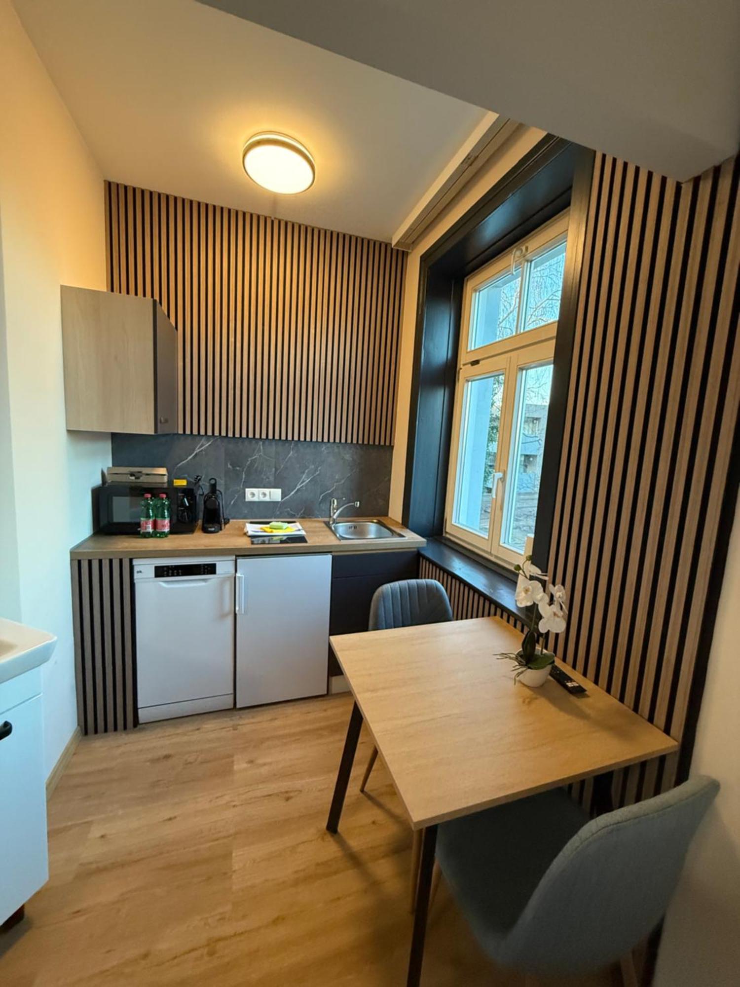 Crown Living Villa Blumenau Studios, Smarttv, Parkplatz Lustenau Esterno foto