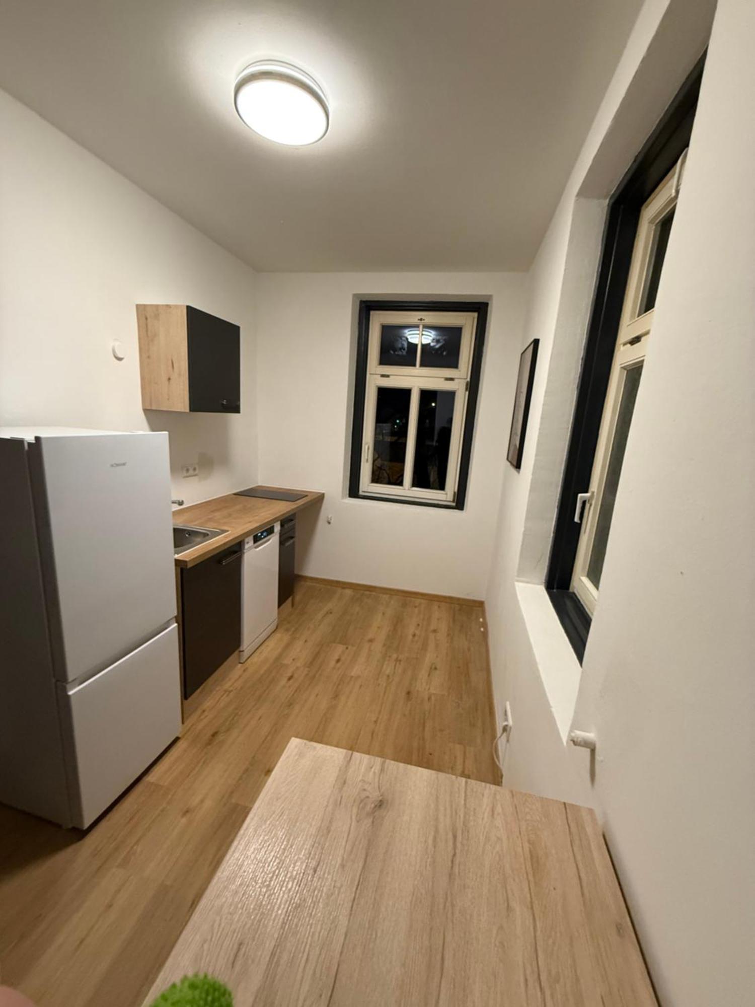 Crown Living Villa Blumenau Studios, Smarttv, Parkplatz Lustenau Esterno foto