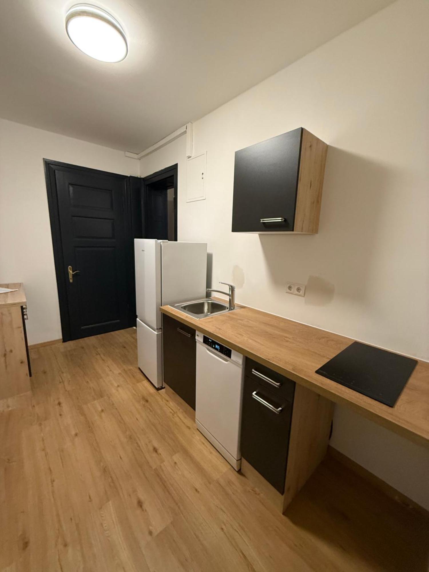 Crown Living Villa Blumenau Studios, Smarttv, Parkplatz Lustenau Esterno foto