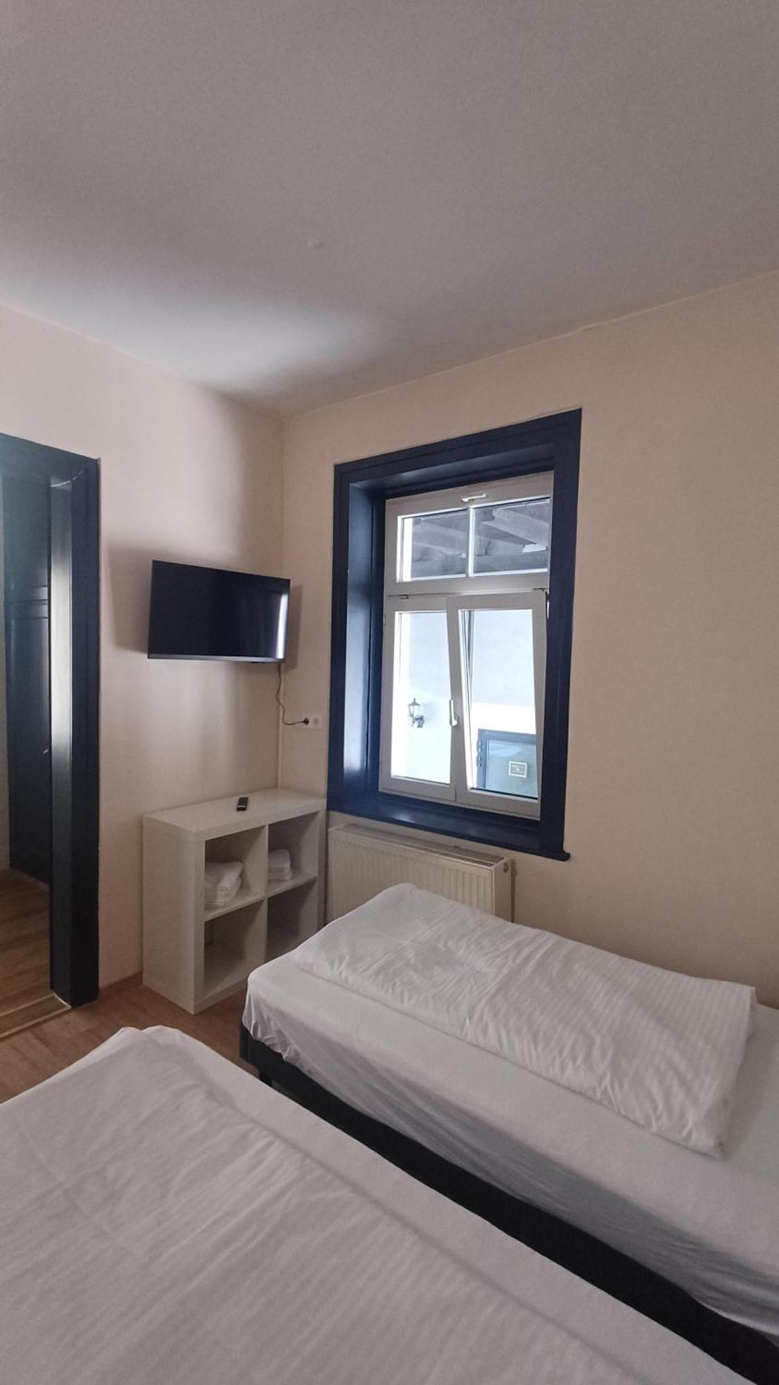 Crown Living Villa Blumenau Studios, Smarttv, Parkplatz Lustenau Camera foto