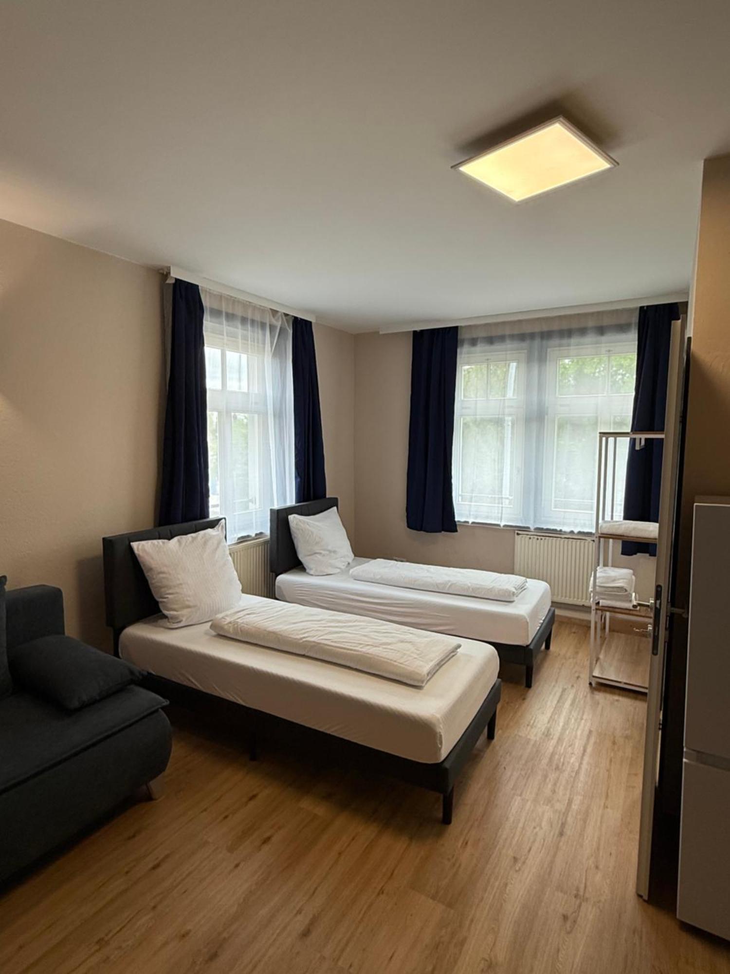 Crown Living Villa Blumenau Studios, Smarttv, Parkplatz Lustenau Esterno foto