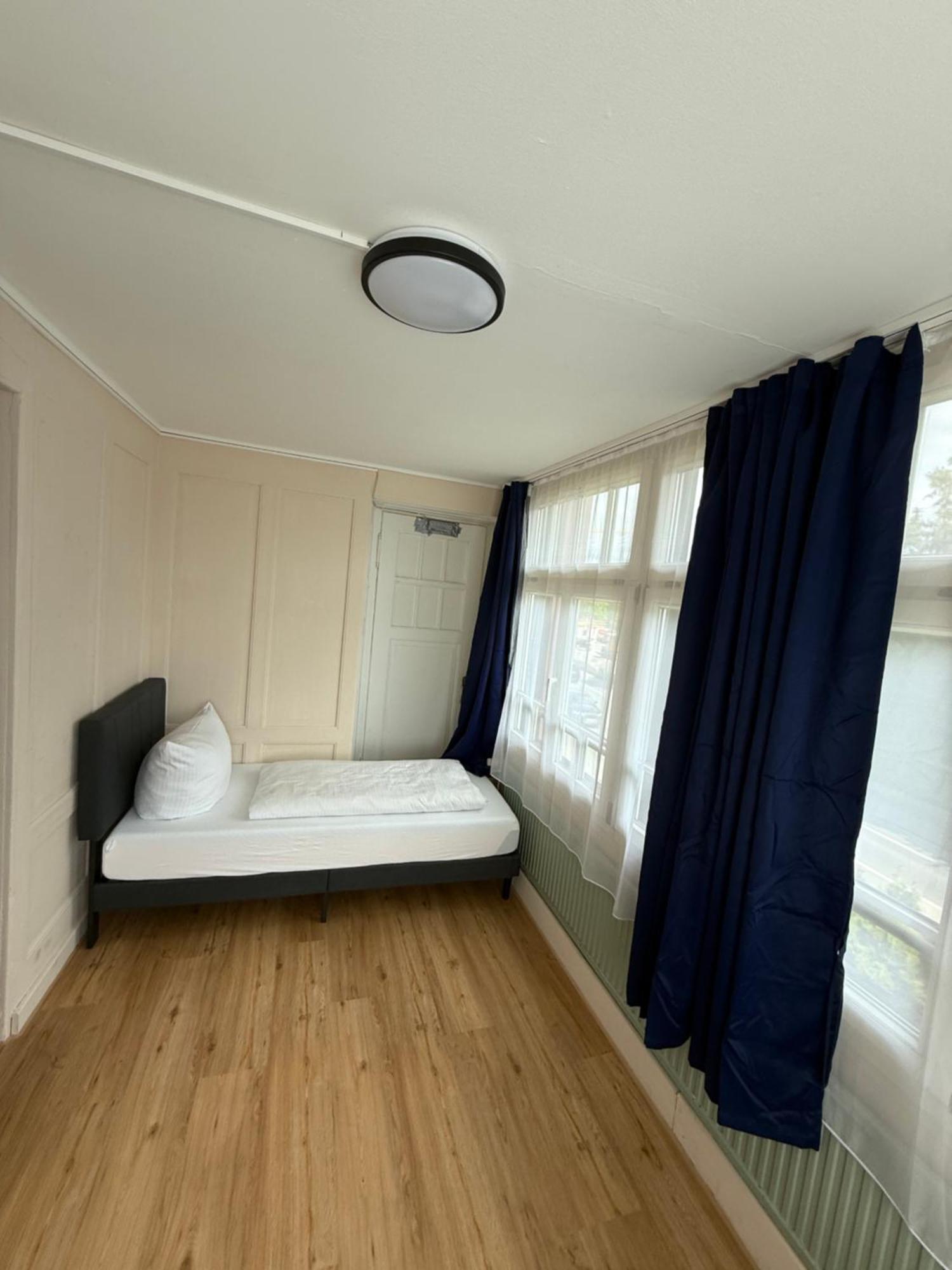 Crown Living Villa Blumenau Studios, Smarttv, Parkplatz Lustenau Esterno foto