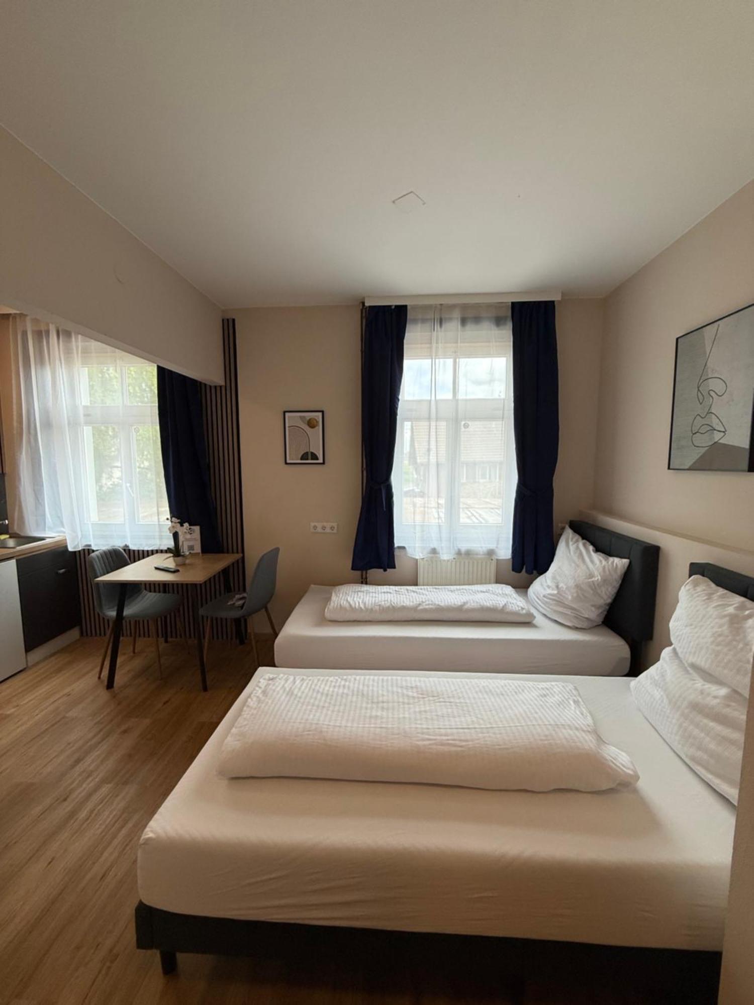 Crown Living Villa Blumenau Studios, Smarttv, Parkplatz Lustenau Esterno foto